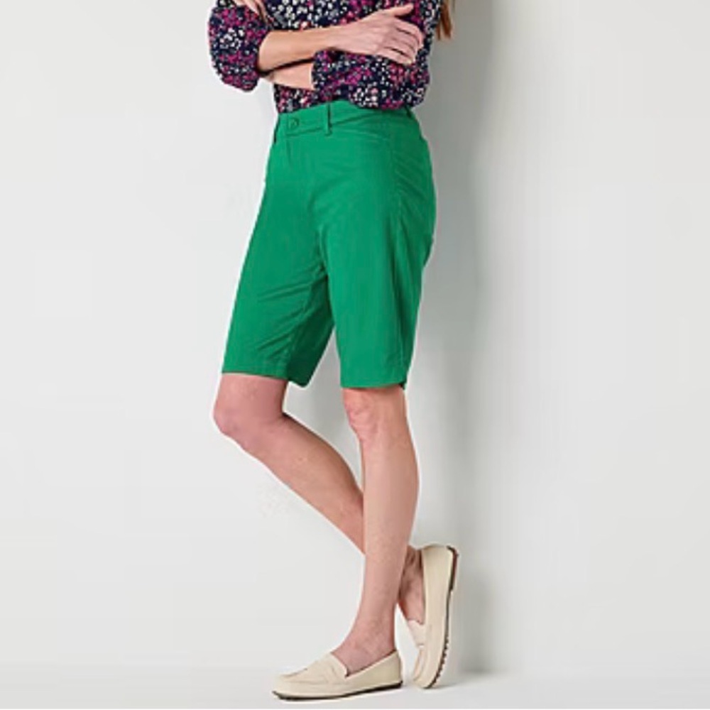 Like New! J.. Crew Bright Green Women's Bermuda Shorts